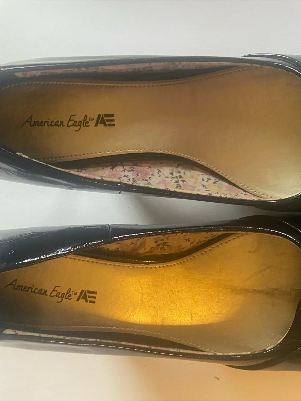American Eagle Outfitters Black Patent Knot-Detail Pumps